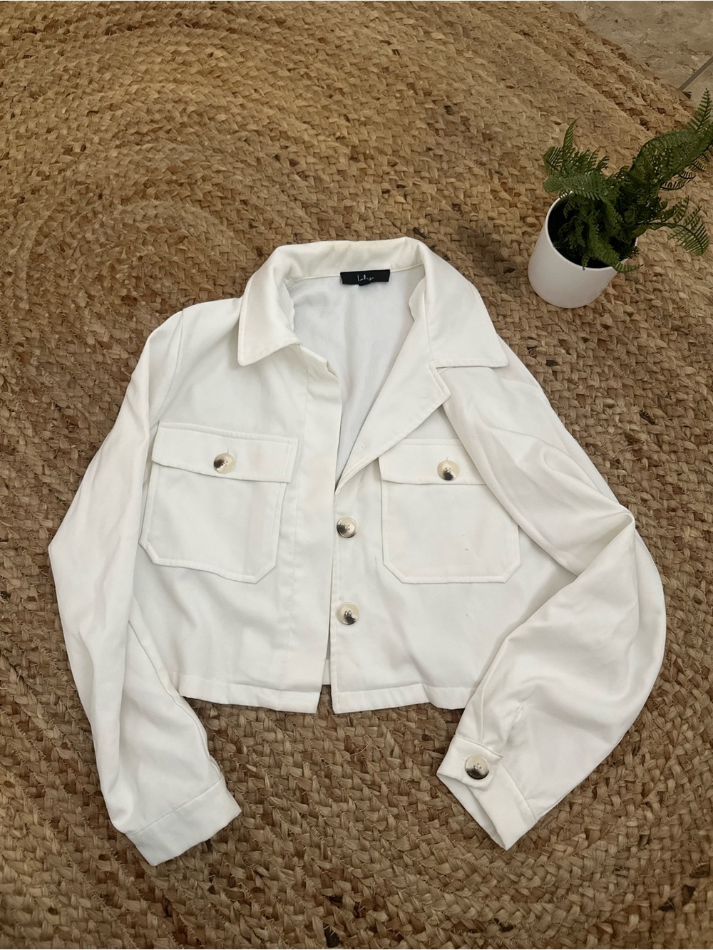 LULUS WHITE BLAZER